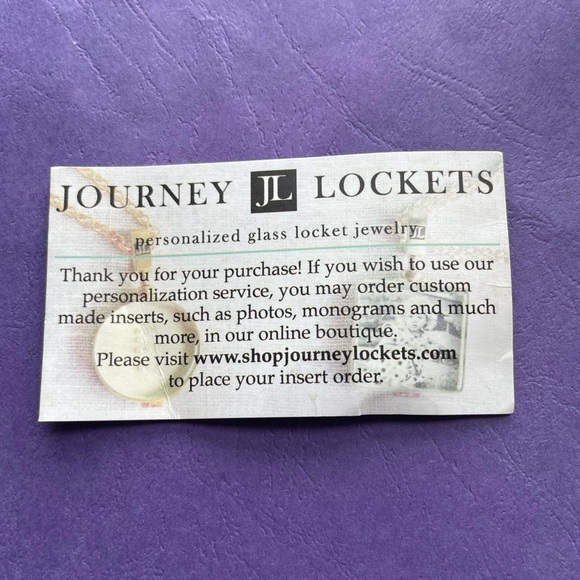 Journey locket - Picture 2 of 11